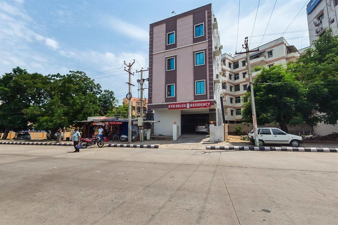 蒂鲁帕蒂Kvr Deluxe Residency别墅 外观 照片